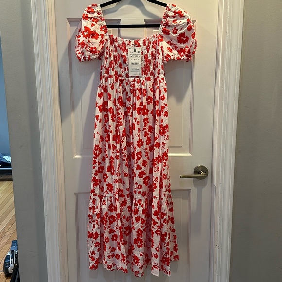 Zara Dresses & Skirts - NWT ZARA POLIN FLORAL RED DRESS